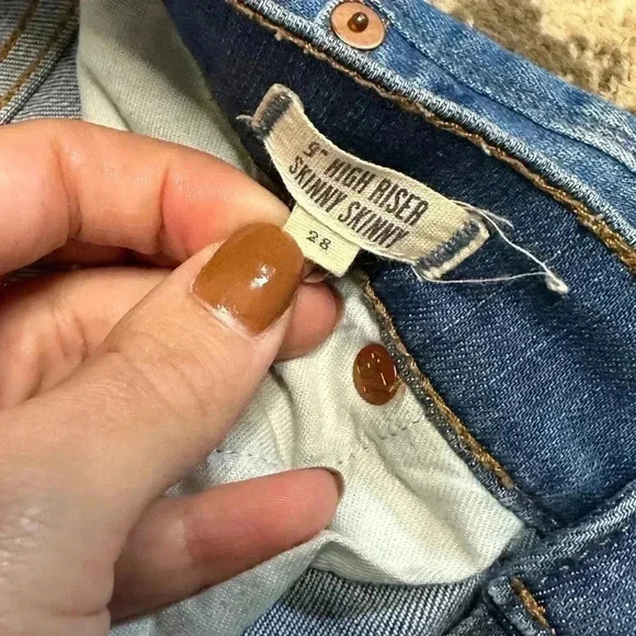 MADEWELL 9” High Riser Skinny Jean Distressed Stretch Size 28 - Picture 7 of 7